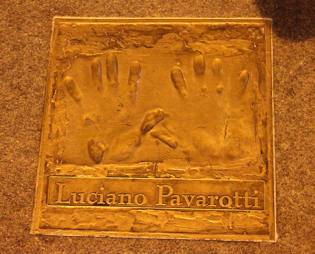 Luciano Pavarotti